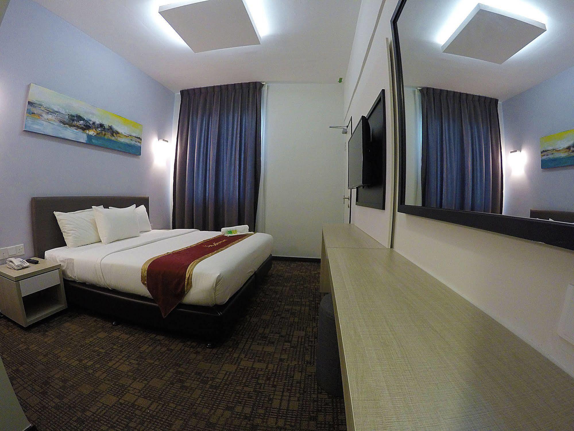 Amansari Hotel Nusajaya Nusajaya  Exterior foto